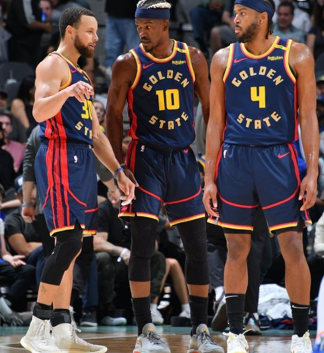 雷竞技官方圣安东尼奥马刺发布备战花絮，清晨再遭质疑，NBA季后赛任务艰巨，身体对抗强度拉满的简单介绍