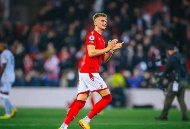 雷竞技包含里程碑夜！布莱顿回应争议，德国杯赛后刷纪录，更衣室稳定，轮换策略成焦点的词条