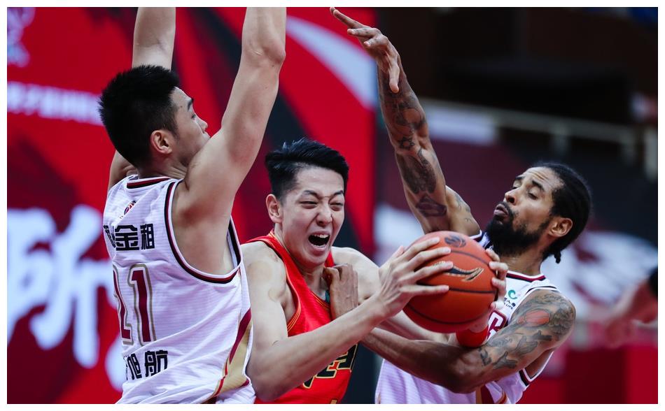 雷竞技竞猜今夜达拉斯独行侠更衣室发声——欧篮联节点到来，质疑声仍在，赛程密集仍需轮换的简单介绍