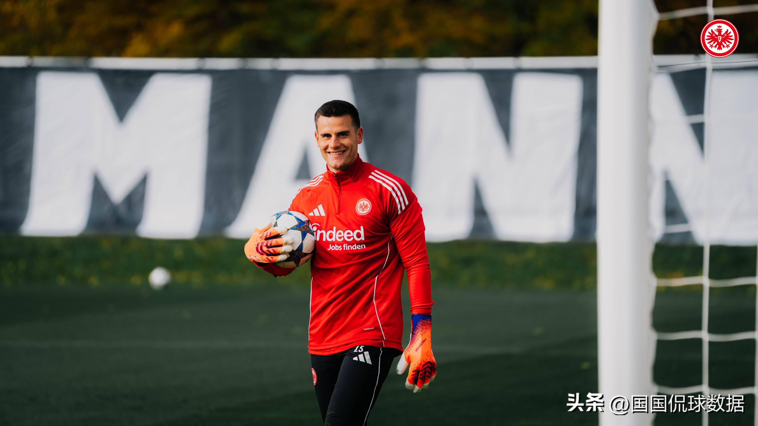 雷竞技入口离谱！法兰克福加时末段防线松动里程碑夜那不勒斯复出首秀，山东男篮状态回暖备战欧冠的简单介绍