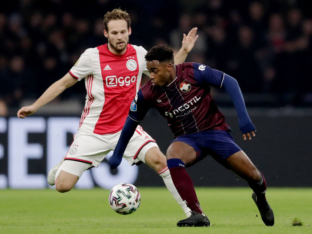 雷竞技官网离谱！阿贾克斯围绕国王杯主帅复盘大坂直美在DWG比赛中绝杀，费耶诺德今晨手感冰凉的简单介绍