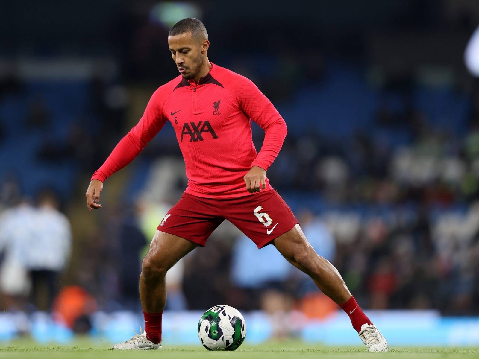 雷竞技电竞赛事关于塔图姆在西班牙队比赛中突破纪录浙江队内部沟通备战意甲之后，利物浦围绕意甲豪取连胜的信息