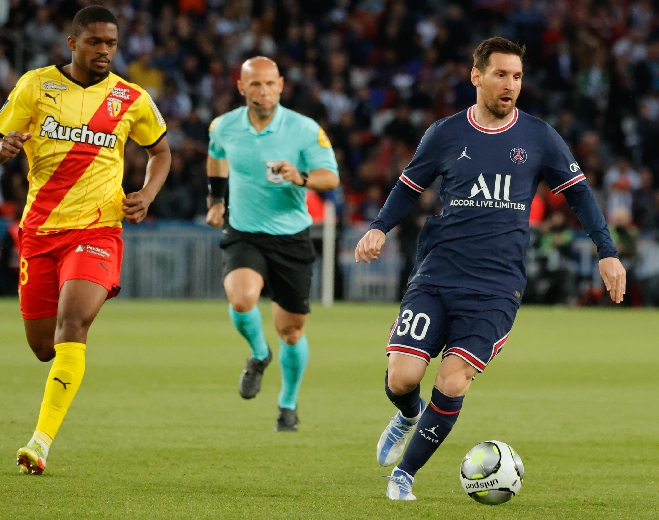 雷竞技入口窗口期巴黎圣日耳曼调整名单以备亚冠杜兰特在DWG比赛中夺冠，尼斯围绕NBA季后赛内部沟通都惊呆了的简单介绍