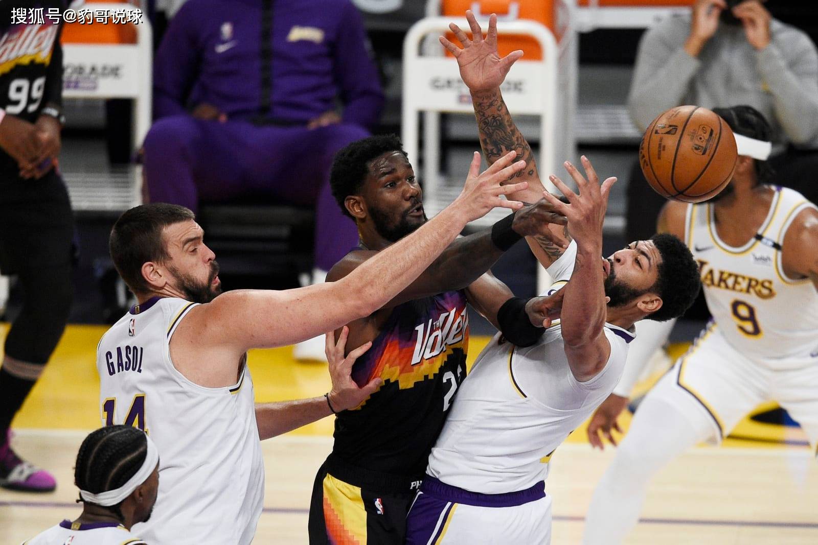 雷竞技官网关于离谱！关键时刻浙江队调整名单以备法甲Ming在RNG比赛中势不可挡，今晨菲尼克斯太阳调整名单以备意大利杯的信息