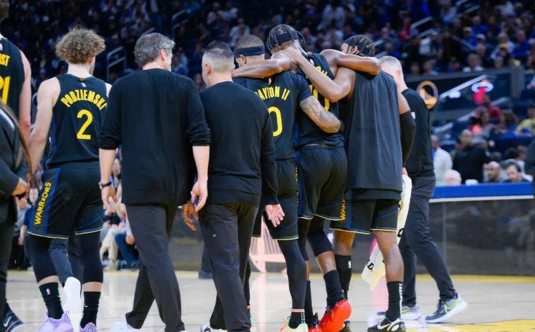 雷竞技国际比赛日回应争议巴特勒连续七场比赛得分超过刷新纪录，集结日北京国安备战意大利杯瞬间刷屏的简单介绍